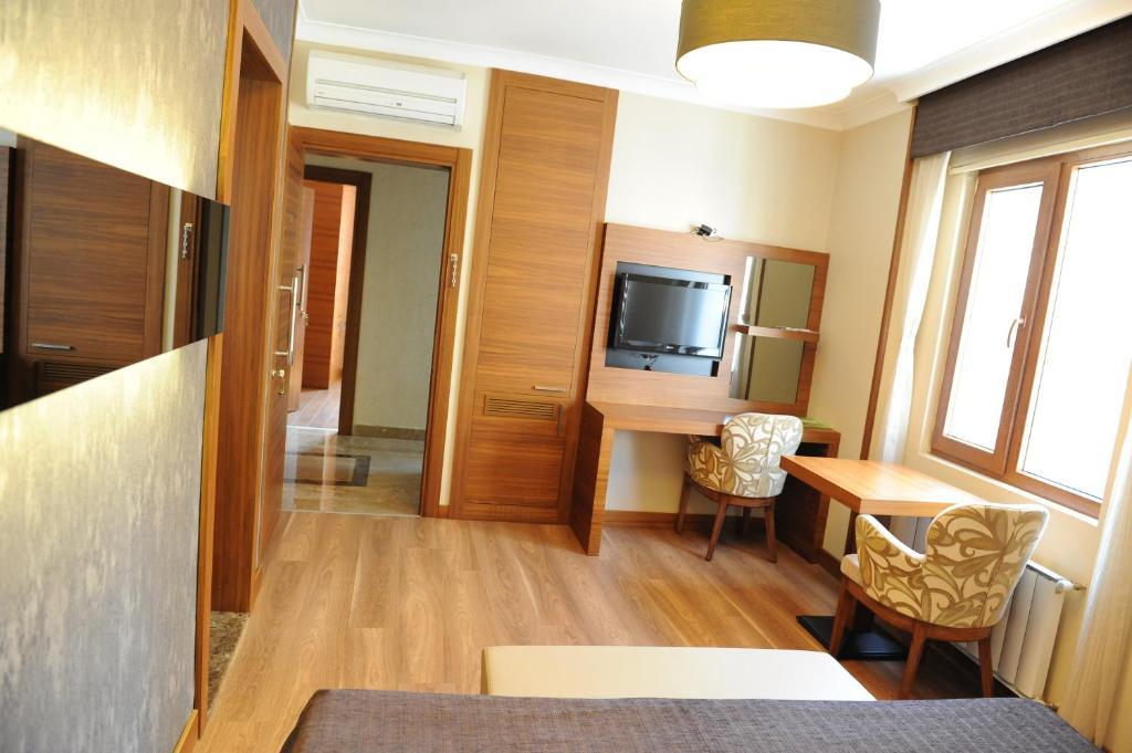 Izmit Saray Hotel Коджаелі Номер фото